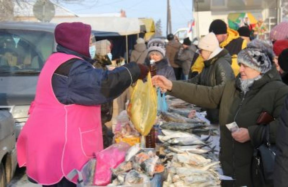 Опустошить кошельки венгеровцам предложили на новогодней ярмарке