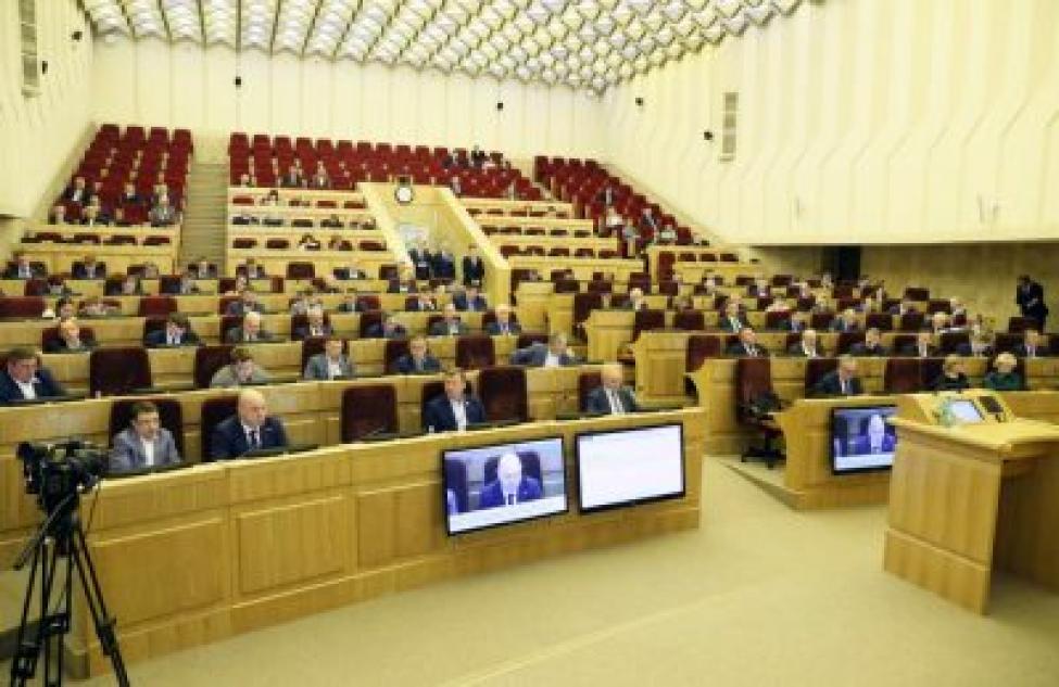 Законодательное Собрание единогласно одобрило в первом чтении поправки в бюджет, предложенные губернатором Андреем Травниковым