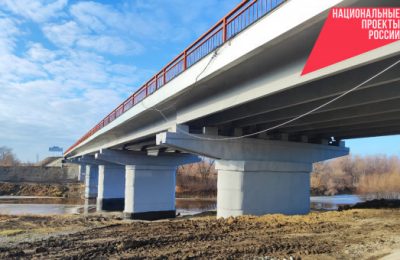 Мост через реку Тартас отремонтировали по нацпроекту