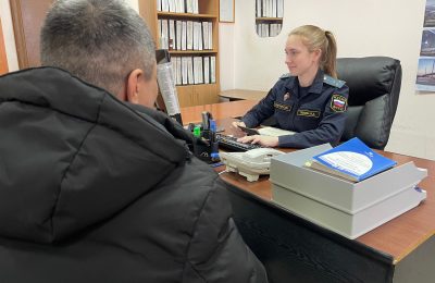 Служба судебных приставов в Новосибирске наказала банк и его сотрудника за разглашение личных данных