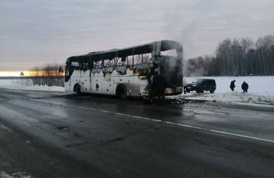 В Тогучинском районе сгорел пассажирский автобус