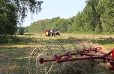 Новосибирские аграрии приобрели почти 400 единиц новой сельхозтехники