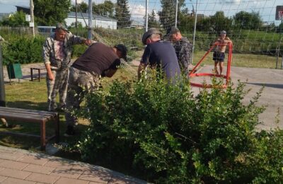 Футбольная площадка в Новом Тартасе приобрело новое ограждение