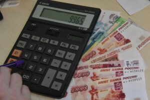 Как получить пенсионные накопления одной выплатой объяснил глава СФР области