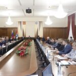 Дровишек на зиму добавят: жителям северных районов региона