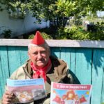Примерили галстуки и пилотки