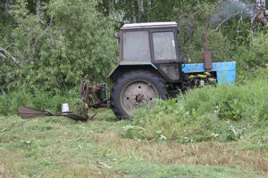 В Венгеровском районе сенокос идет полным ходом