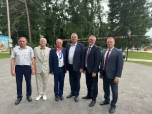Венгеровцы поздравили соседей из Кыштовского района со 100-летним юбилеем