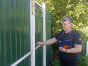 В Татарске судебные приставы взыскали деньги за использование образа героя мультфильма