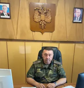 Военный комиссар Чановского, Венгеровского и Кыштовского районов капитан Владимир Фуголь рассказал о контрактной военной службе и поддержки бойцов, их семей государством