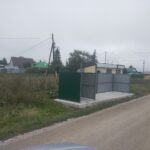 В Венгерово начали устанавливать площадки для мусора