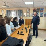 Меньшиковских школьников пригласили в полицию