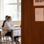 Вузы не станут принимать троечников