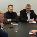 Замотивировать молодежь можно только личным примером!