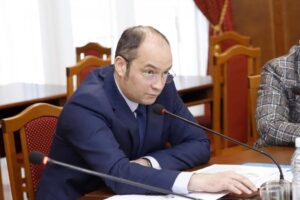 Условия должны быть равными