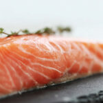 Выбор лосося для новогоднего меню: ключевые моменты покупки