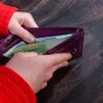 Большинство россиян хотят зарабатывать больше в 2026 году