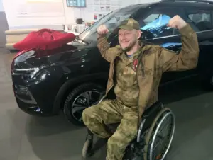 Ключи от новых автомобилей вручили ветеранам СВО в Новосибирской области