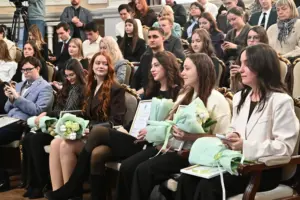 Четырнадцать студентов-медиков удостоены звания стипендиатов Губернатора и Правительства Новосибирской области