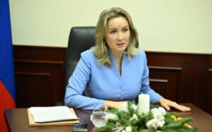 Опыт Новосибирской области по профилактке социального сиротства оценила Уполномоченный при Президенте РФ по правам ребёнка