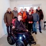 Александр Аксёненко рассказал о новогоднем подарке для инвалида с детства, живущего в микрорайоне Шлюз