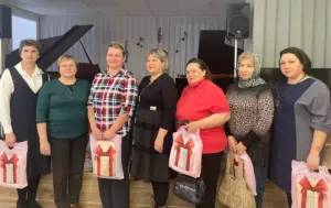 В Венгерово поздравили замещающих родителей