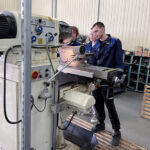 Андрей Травников поручил создать рейтинг работодателей по привлечению молодежи на предприятия