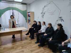 Всем классом в ЗАГС пришли восьмиклассники из Заречья