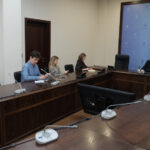 В выходные дни в регионе активно велась работа по доведению мер социальной поддержки семьям, пострадавшим из-за изъятия животных