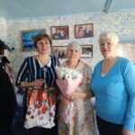 Труженицу и мать-героиню поздравили с юбилеем в Новосибирской области