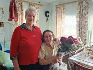 С 85-летием поздравили жители Шипицыно односельчанку