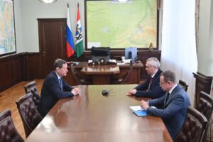 Андрей Травников и Александр Жуков обсудили возможности федеральной поддержки реализации важнейших проектов Новосибирской области