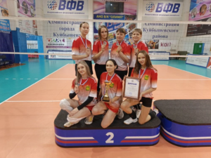 Серебро сельских областных игр у венгеровских девушек