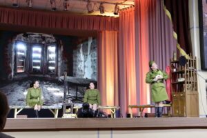 Премьера спектакля “Это, девочки, война” прошла в Венгерово