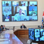 Андрей Травников поручил организовать заправку большегрузного транспорта на отдельных АЗС для минимизации очередей
