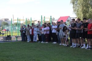 Более 120 любителей спорта из Венгерово приняли участие в состязаниях на День физкультурника