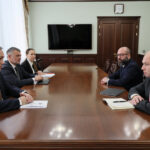 Губернатор Новосибирской области встретился с зам министром РФ