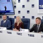 В Новосибирской области разрабатываются новые меры поддержки молодых учителей